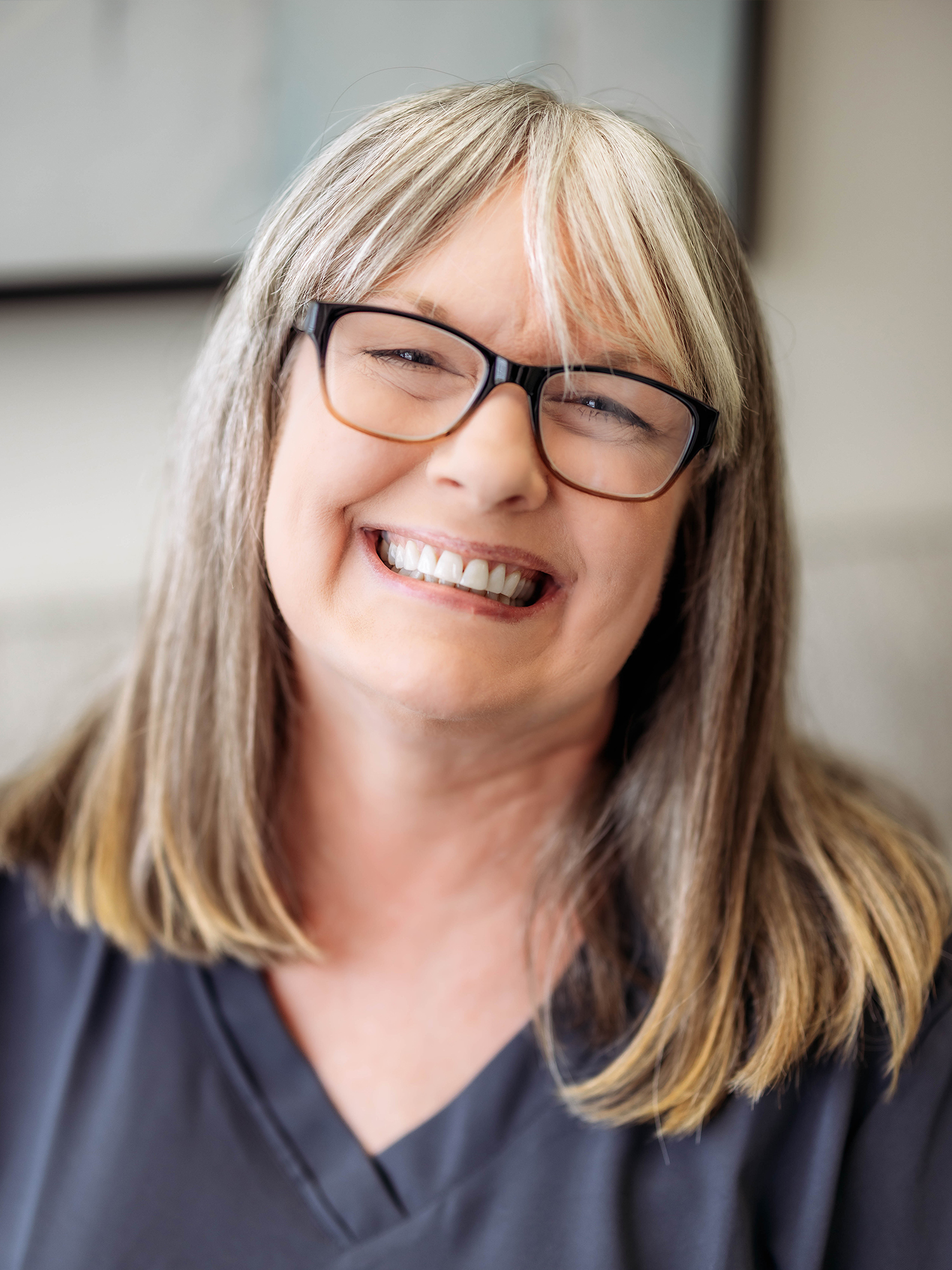Lisa B., Front Desk Manager