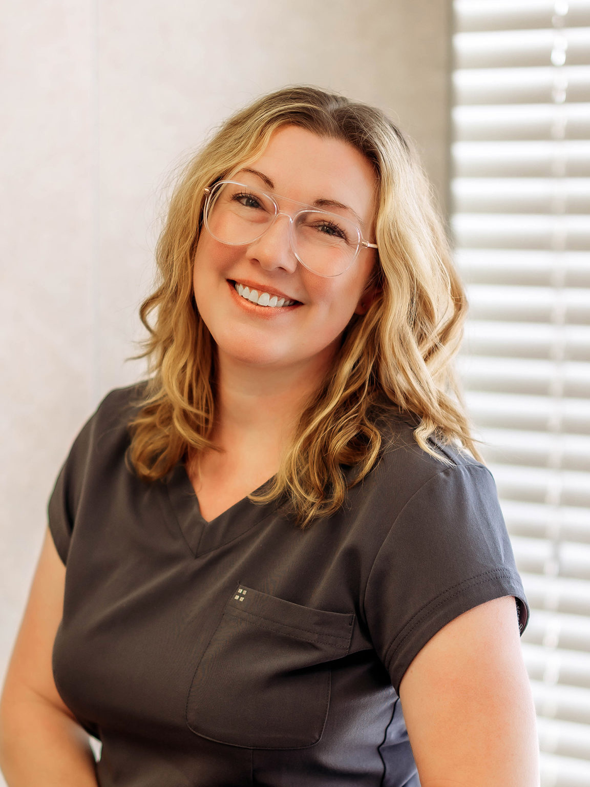 shanna-dental-assistant at Mandras Dental in Troy, Michigan